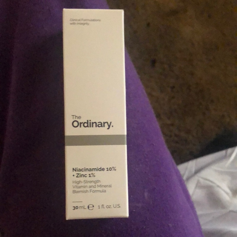 The Ordinary Niacinamide Serum - White and Gray Packaging